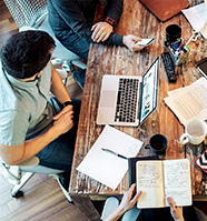 嘉峪关别画角谊有限责任公司